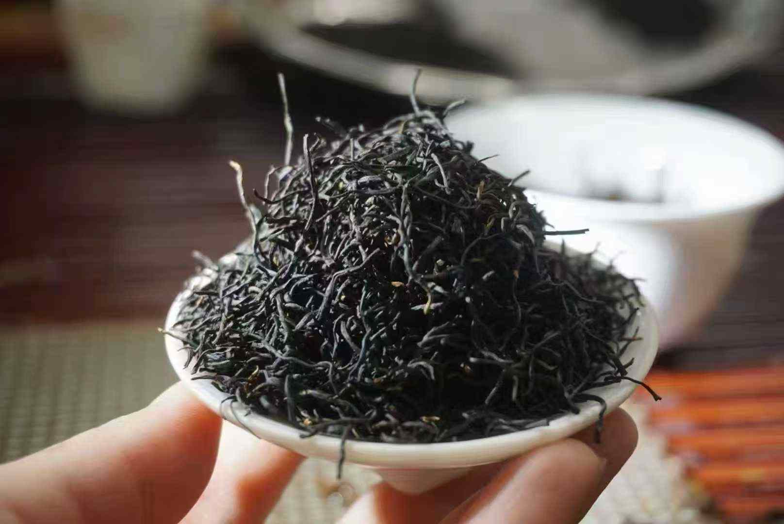 Loose leaf Fujian wild black tea loose-leaf-fujian-wild-black-tea