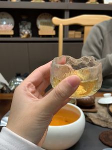 🍵 Why I Started Serenitea Tea House enjoy chinese tea in tea house with friends